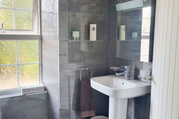 B&b for 2 People in Mid-Wales, Ceredigion, Photo 3