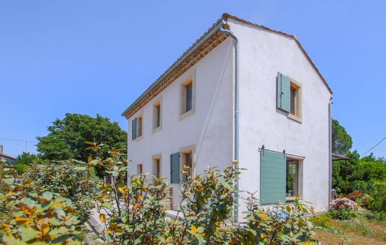 Location de vacances pour 8 personnes, avec jardin ainsi que terrasse et piscine à Grignan - 2
