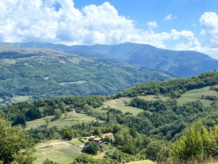 Casa vacanze 'La Casina Rossa Della Fornace' con vista sulle montagne, giardino privato e Wi-Fi in Cutigliano, Abetone Cutigliano
