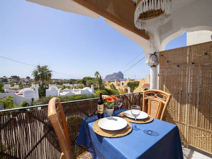 Bungalow para 2 personas, con piscina para niños y terraza en la Costa Blanca
