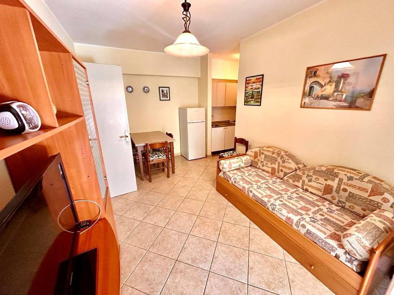 Entire apartment, Grazioso bilocale con giardino e p.auto in Marcelli, Riviera del Conero