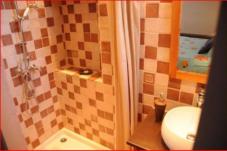 Maison d’hôte pour 3 personnes, avec jardin à Rillieux-la-Pape - 4