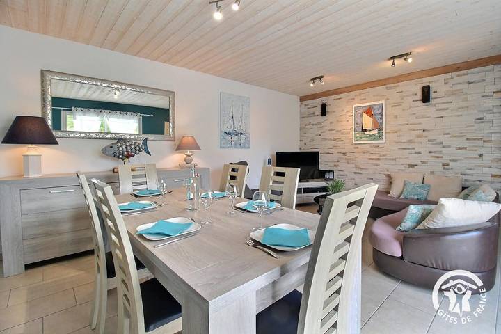 Gîte pour 6 personnes, avec jardin, animaux acceptés dans Port Blanc (Penvénan) - 4