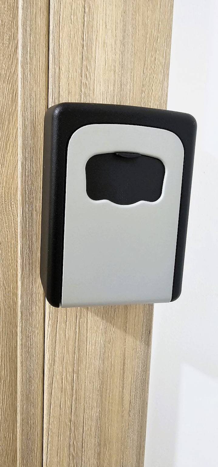 Entire holiday apartment, Vacansis  A Coruña Habitaciones Planta 2º nº1 in La Coruña, Galician Coast