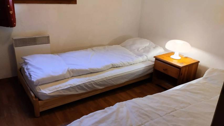 Gîte pour 6 personnes, avec sauna ainsi que piscine et balcon à Orelle - 3