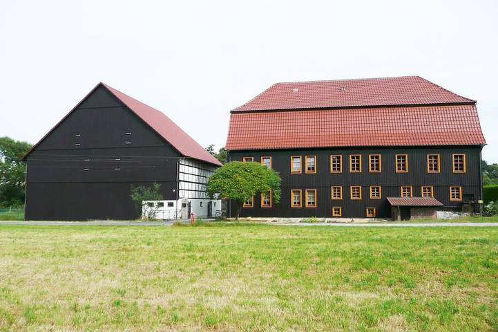 Ferienhaus für 3 Personen, mit Terrasse und Garten