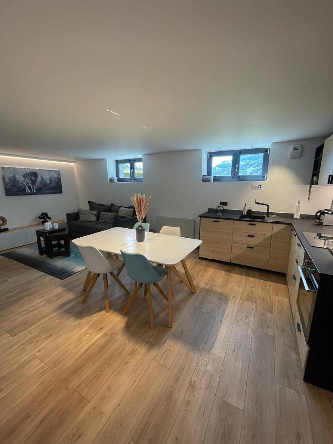 Gîte pour 4 personnes, avec vue à Magland - 2