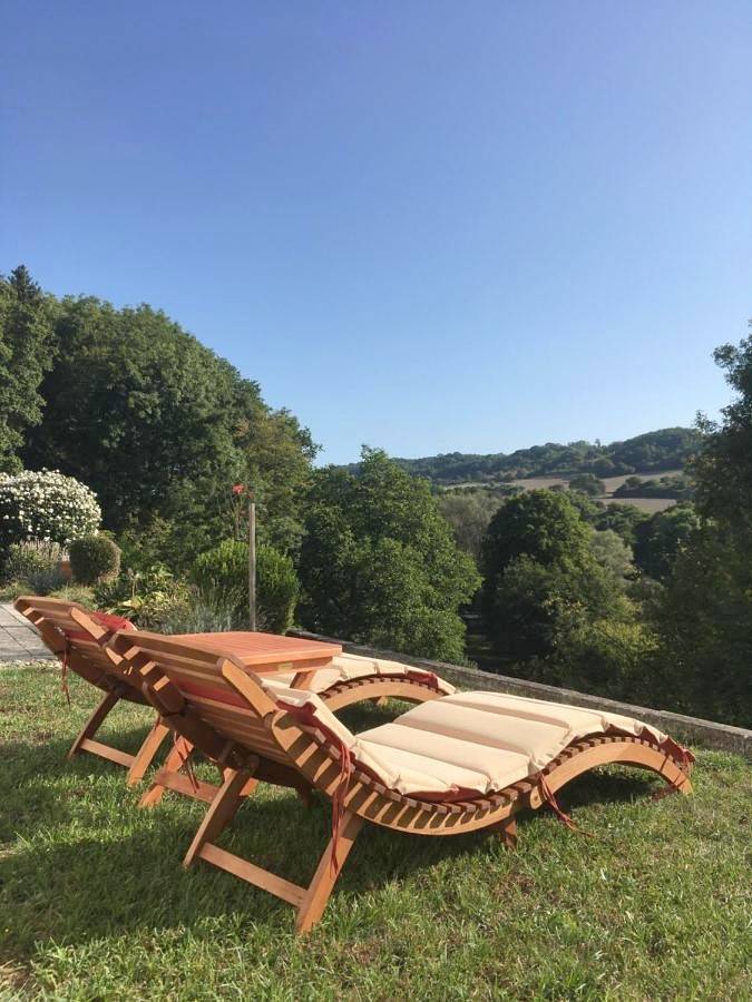 Ferienwohnung für 5 Personen, mit Terrasse und Garten sowie Ausblick