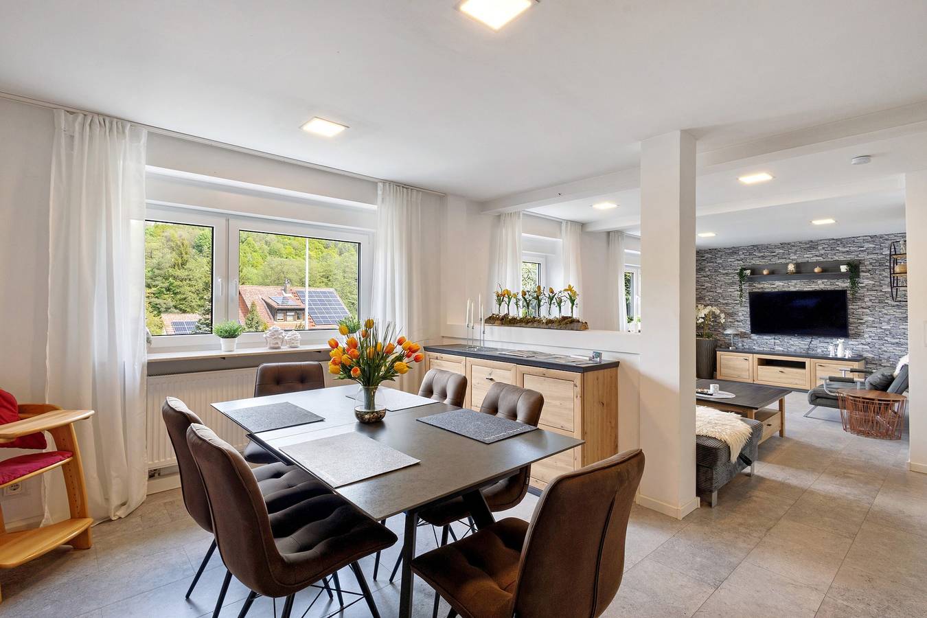 Ganze Wohnung, Ferienwohnung Högenbachtal" mit privater Terrasse, privatem Garten und Wi-Fi in Pommelsbrunn, Frankenalb