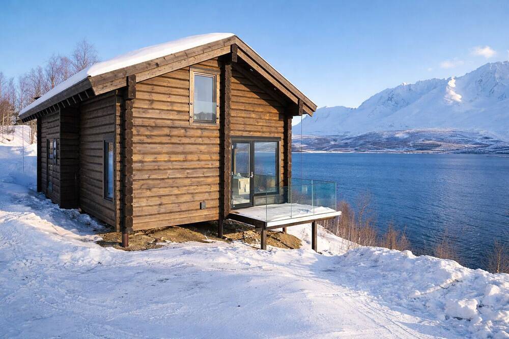 Nordlys Aurora Lodge - Premium fjord views, northern lights & e-charging near Tromsø in Tromsø