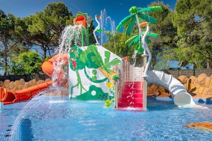 Camping pour 6 personnes, avec vue et jardin à Blanes
