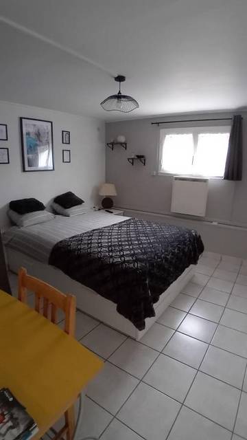 Gîte pour 2 personnes, avec terrasse à Pont-du-Château