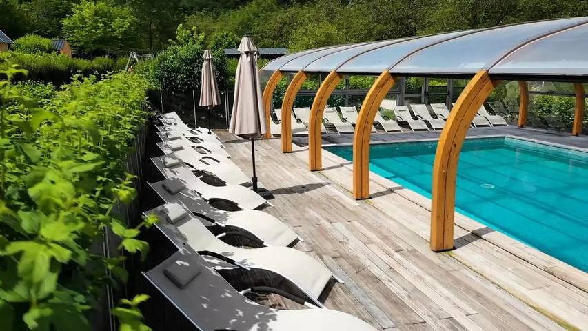 Maison de campagne pour 4 personnes, avec terrasse et piscine, animaux acceptés à Le Buisson-de-Cadouin
