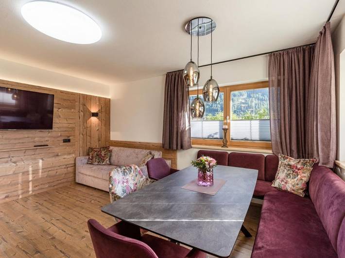 Ferienwohnung für 6 Personen, mit Terrasse und Garten sowie Ausblick