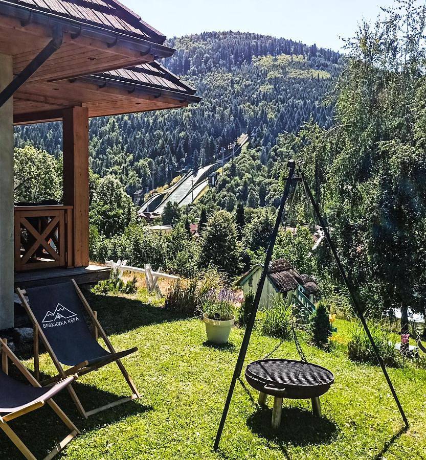 Beskidzka Kępa Szczyrk - domek z balią i pięknym widokiem na góry in Szczyrk, Karpaty (Polska)