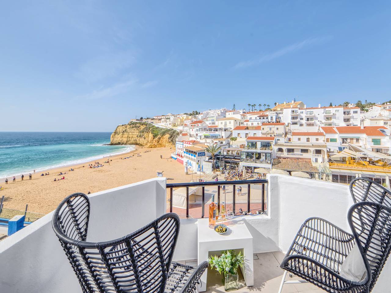 Appartamento vacanze a Lagoa a partire da 300€ a notte