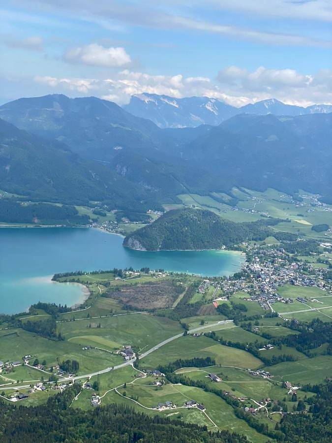 Ferienwohnung für 6 Personen, mit Balkon und Terrasse sowie Garten und Seeblick in Strobl - 2