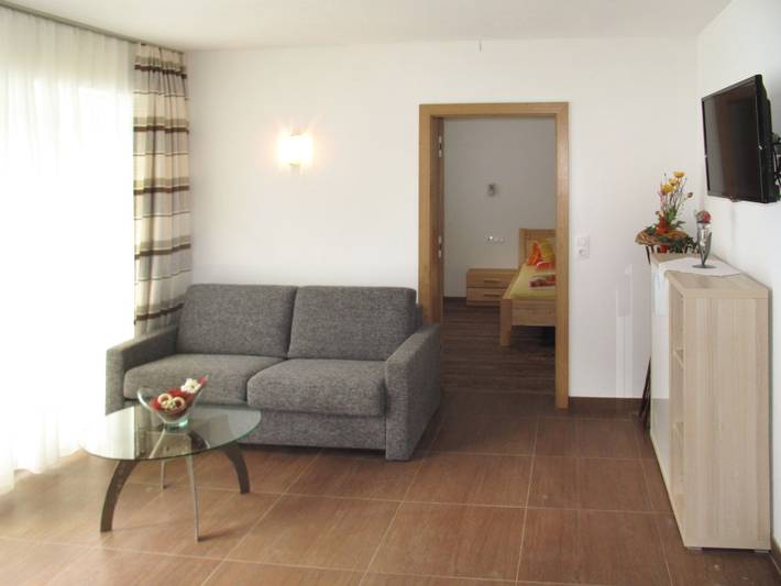 Ferienwohnung für 4 Personen, mit Terrasse und Garten in Längenfeld - 3