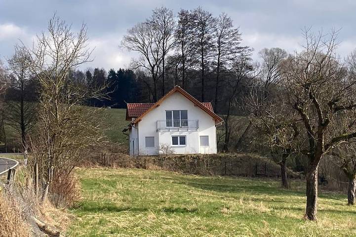 Ferienwohnung für 4 Personen, mit Terrasse und Garten in Hofbieber