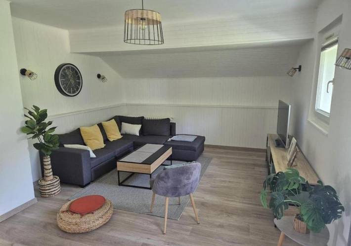 Apartamento de vacaciones para 6 personas, con jardín además de vistas y vistas al lago - 1