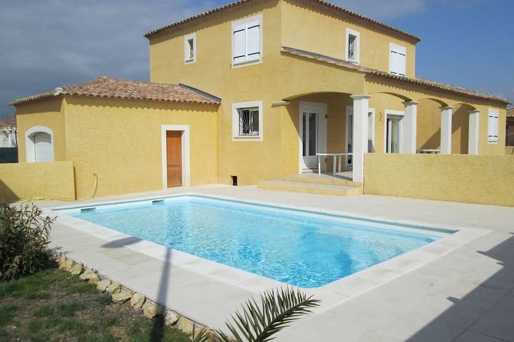 Location de vacances pour 7 personnes, avec jardin et balcon à Lieuran-lès-Béziers