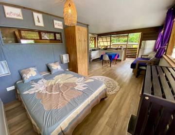 Gîte pour 2 personnes, avec terrasse et vue dans Punaauia