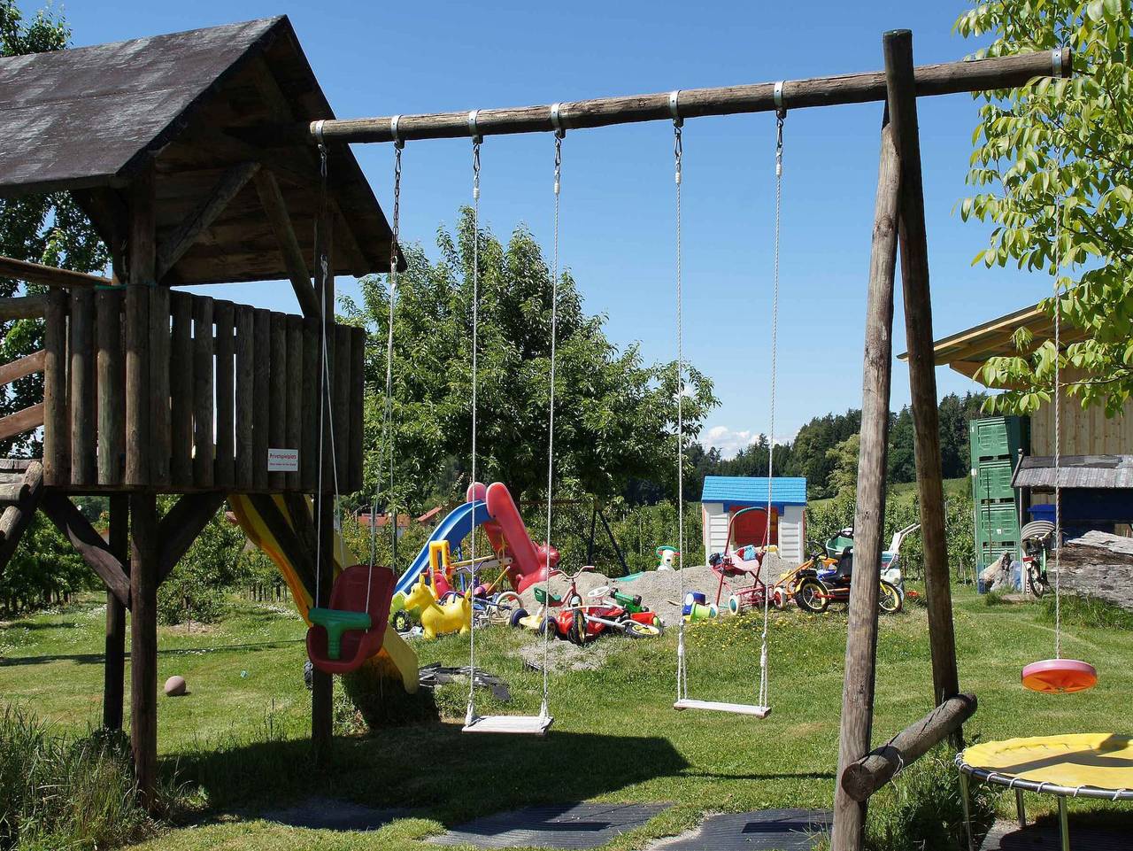 Ganze Ferienwohnung, Ferien- und Obsthof Sonnenhalde - Ferienwohnung 1, 50qm,  1 Schlafzimmer, max. 4 Personen in Bodolz, Bayerisch Schwaben