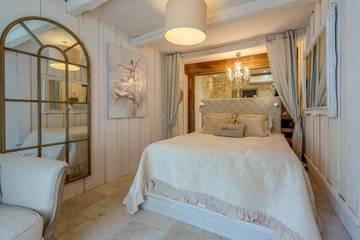 Gîte pour 12 Personnes dans L'Isle-sur-la-Sorgue, Provence, Photo 3