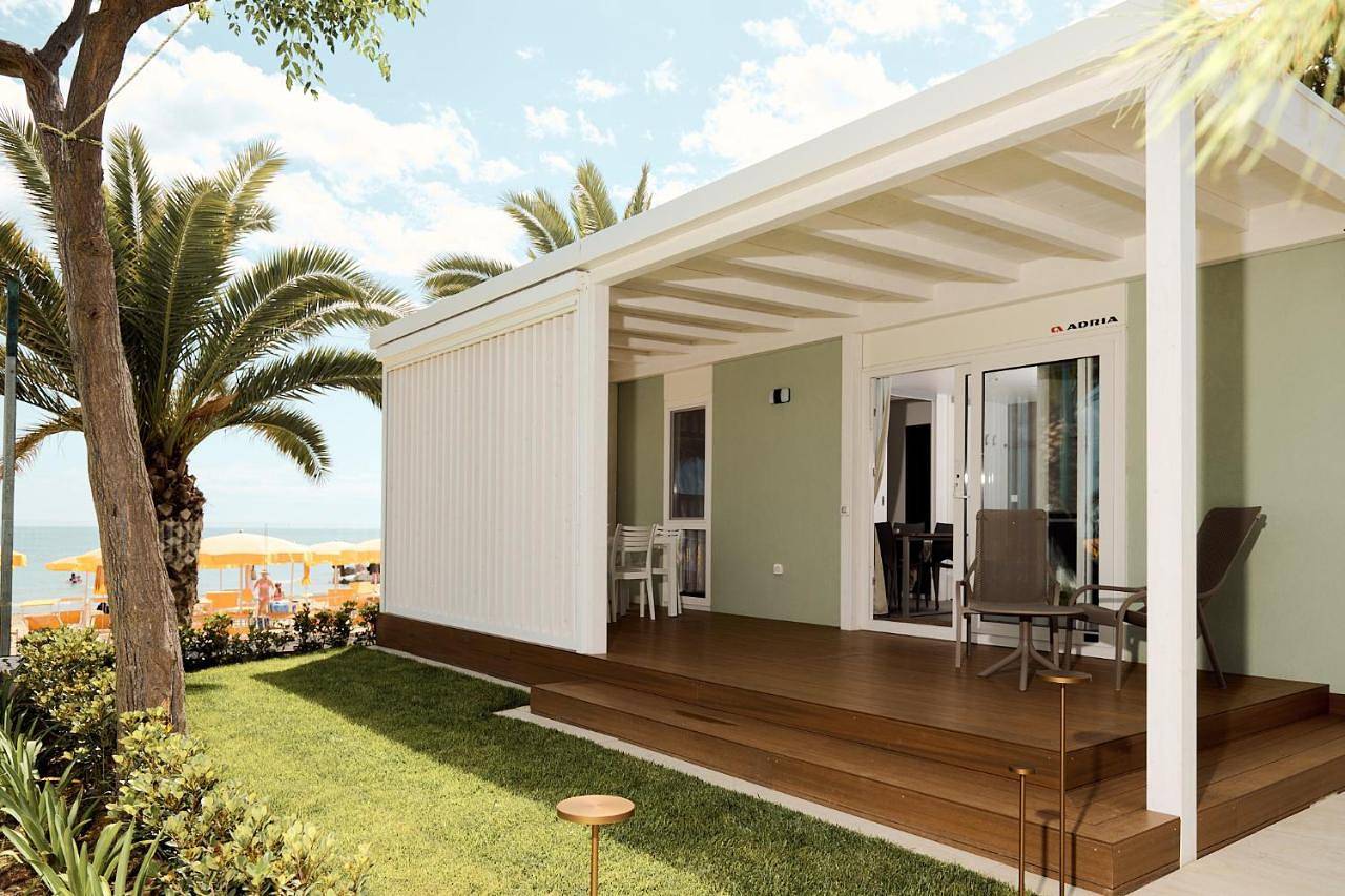 Camping Villaggio Calypso in Cupra Marittima, Riviera delle Palme