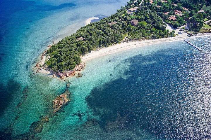 Gîte pour 6 personnes, avec jardin et terrasse dans Plage de Benedettu