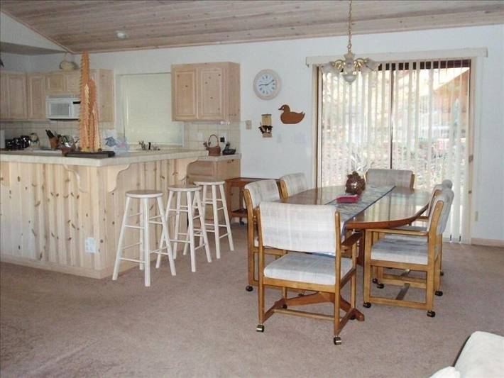 Vacation rental for 8 people, with pool and terrace in Truckee