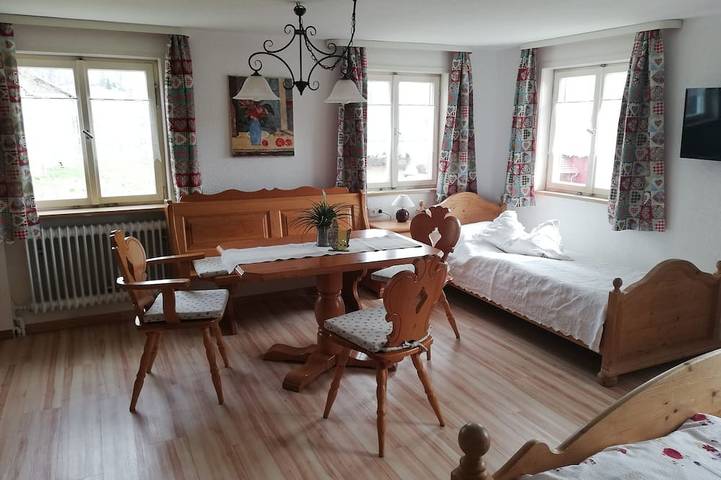 Hotel für 3 Personen, mit Whirlpool und Pool sowie Sauna und Garten in Rettenberg - 4