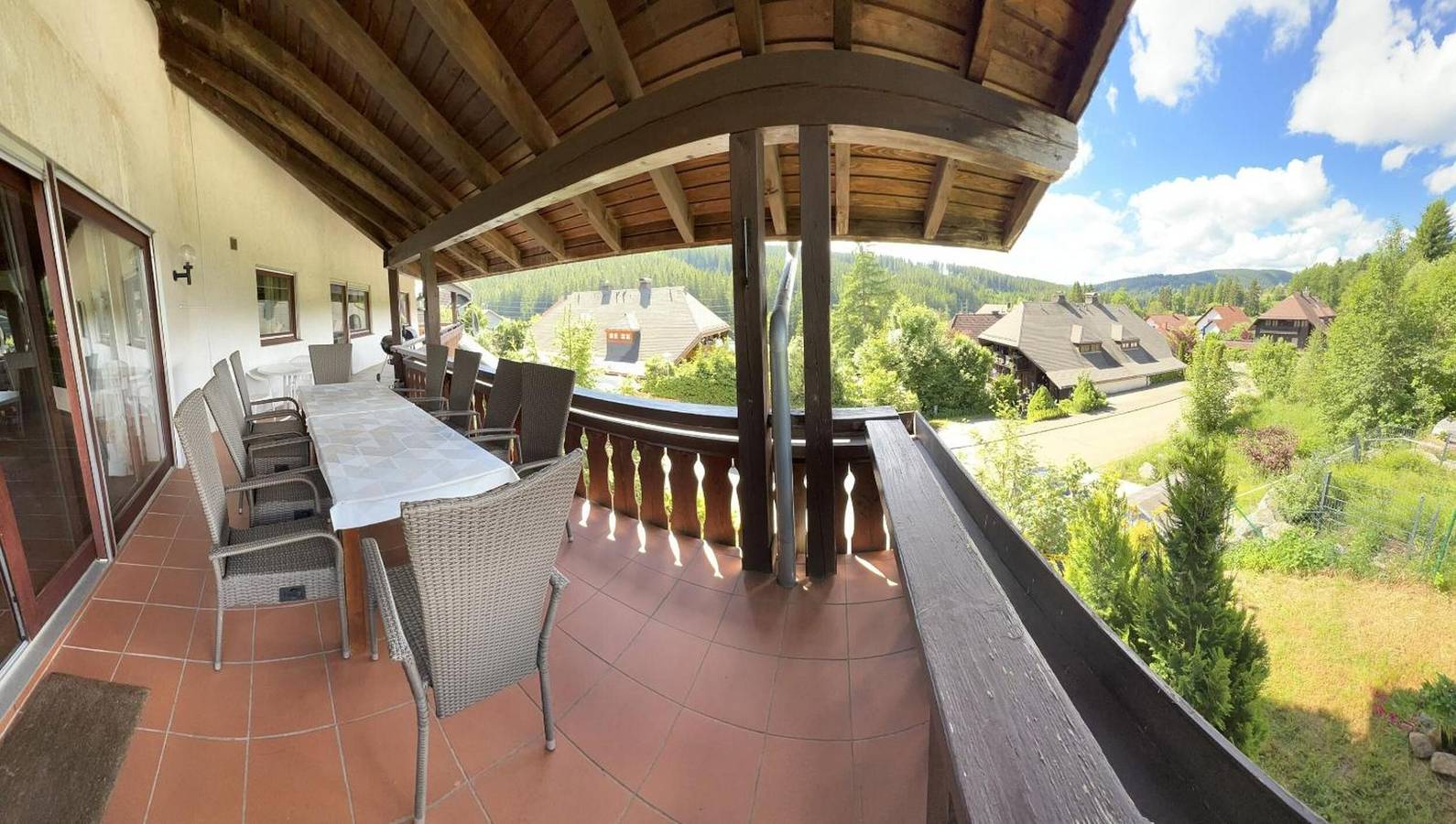 Entire apartment, Apartment 'Ferienhaus-Samy Ferienwohnung 1' with Balcony and Wi-Fi in Falkau (Feldberg), Feldberg
