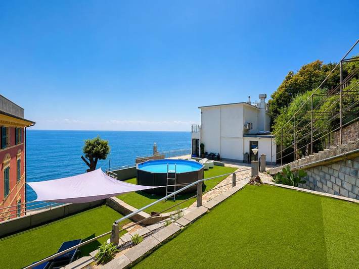 Ferienhaus für 10 Personen, mit Balkon und Terrasse sowie Garten und Pool