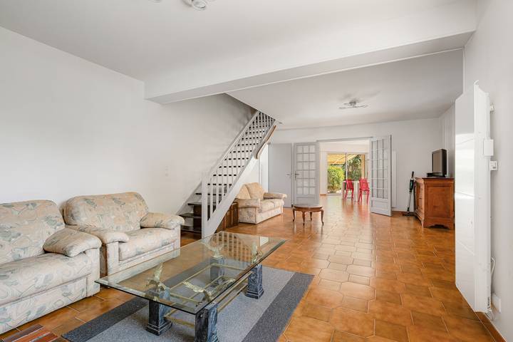 Location de vacances pour 8 personnes, avec jardin ainsi que terrasse et piscine au Grau-d'Agde - 2