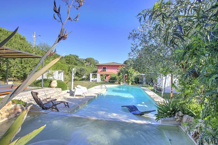 Ferienwohnung für 5 Personen, mit Terrasse und Sauna sowie Pool