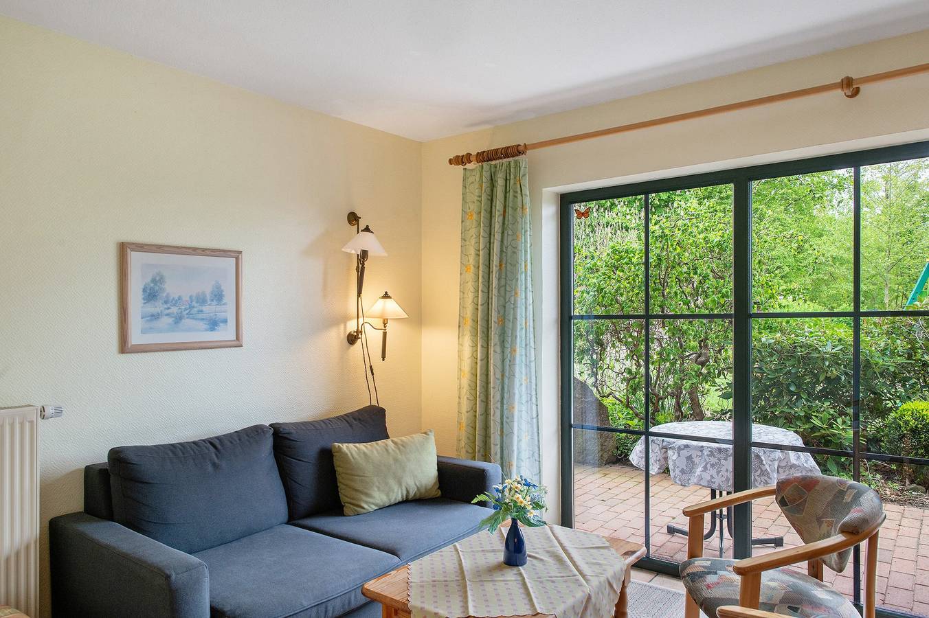 Ganze Wohnung, Ferienwohnung 'Gutspark Seeblick' mit Privatterrasse, Gemeinschaftsgarten und Wi-Fi in Bastorf, Neubukow-Salzhaff
