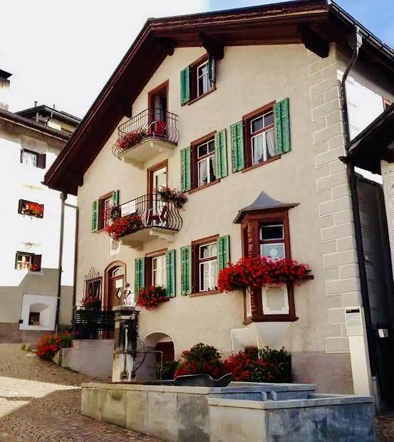 Ganze Ferienwohnung, Ferienwohnungen Chasa Valär - Ferienhaus Valär Nr. 1 in Scuol, Unterengadin