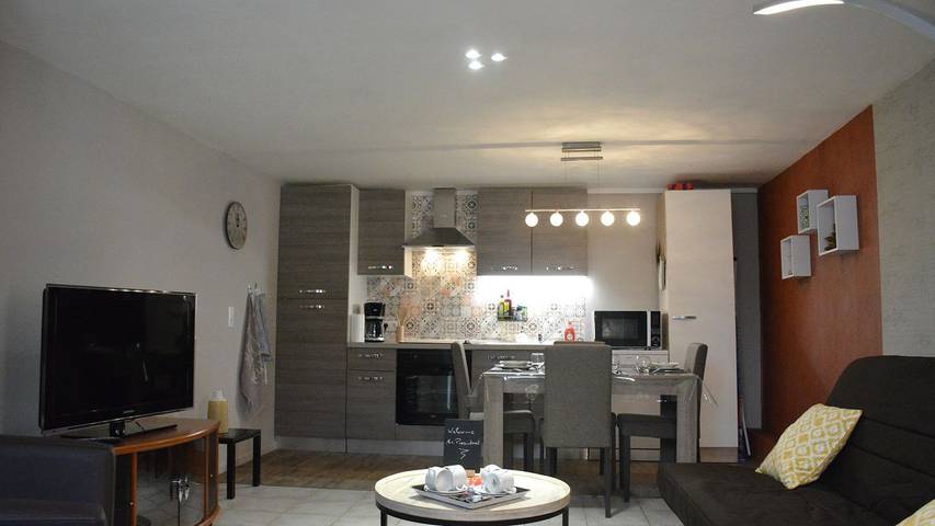 Vakantiewoning voor 4 personen, with tuin and terras as well as uitzicht op het meer in Trois-Ponts