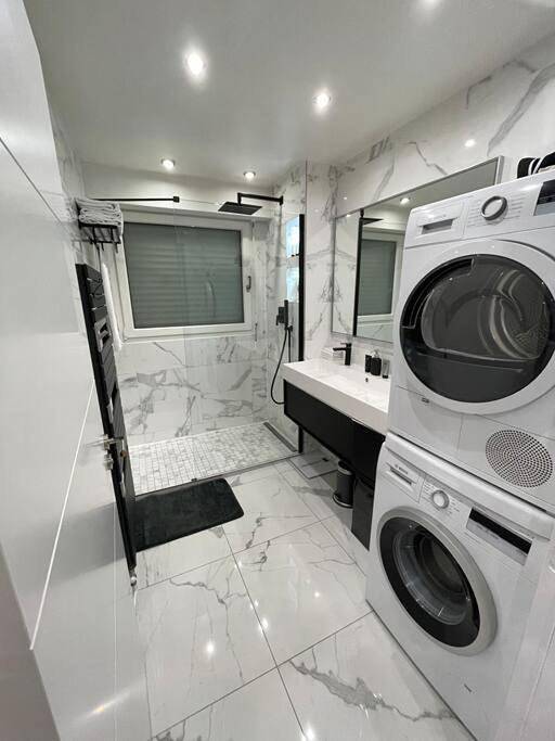 Gîte pour 4 personnes à Suresnes - 2