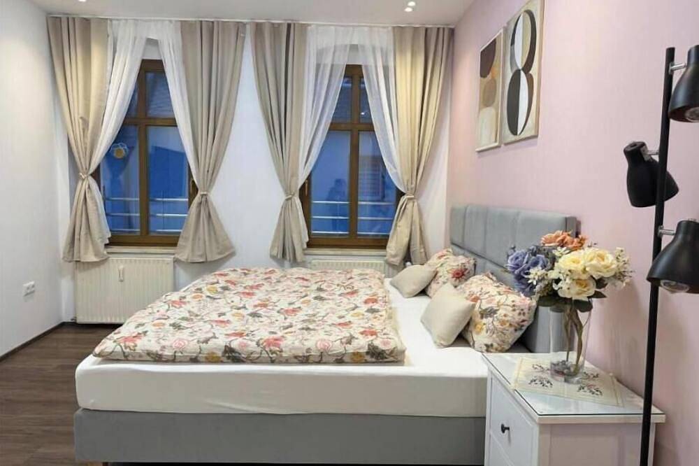 Ganze Wohnung, Apartmenthaus Döbeln Zentrum : Apartment mit Balkon in Döbeln, Chemnitz und Umgebung