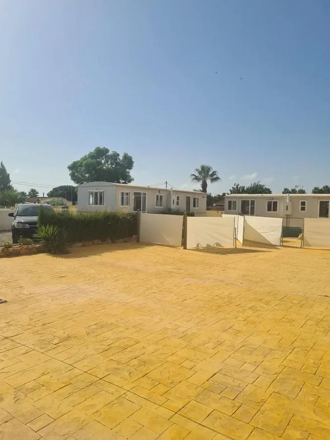 Maison de vacances pour 6 personnes, avec terrasse ainsi que piscine et jardin - 1