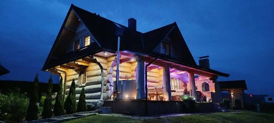 Dom dla 10 osób, z basen i widok oraz ogród, zwierzęta dozwolone w Śląsk