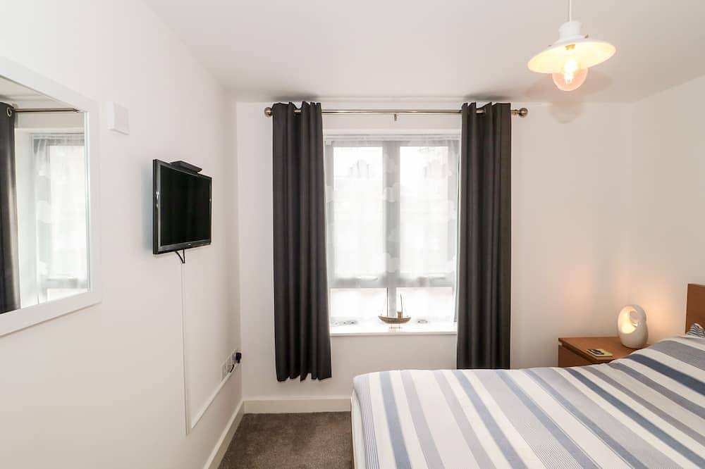 Harbourwalk, pet friendly in West Bay in West Bay, Dorset