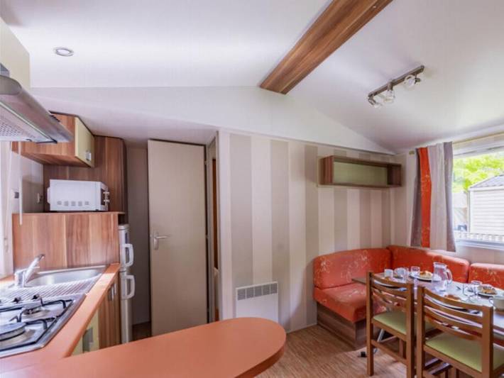 Camping pour 4 personnes, avec bassin pour enfant dans la Loire - 4