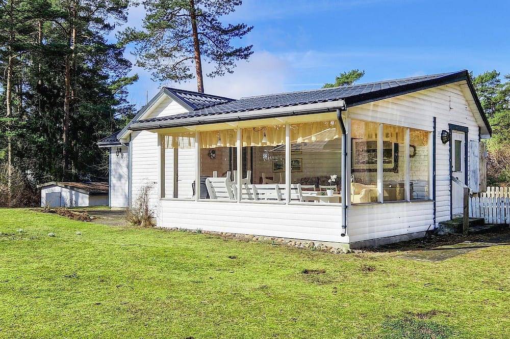 Gemütliches Haus mit 1 Schlafzimmer in. in Ahus, Schwedische Ostsee