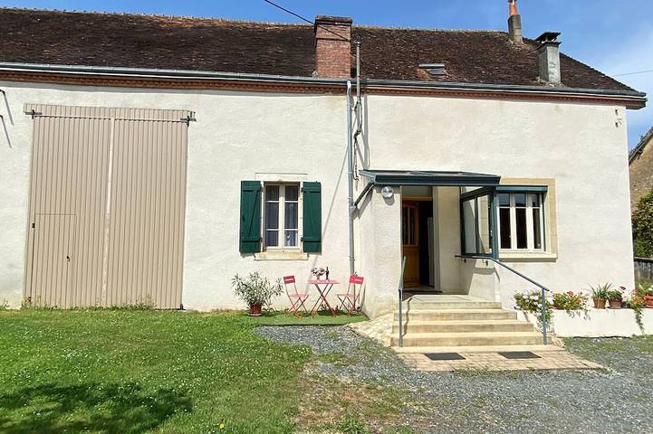 Gîte pour 4 personnes, avec jardin