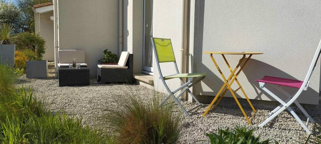 Location de vacances pour 2 personnes, avec jardin et vue à Le Boupère - 2