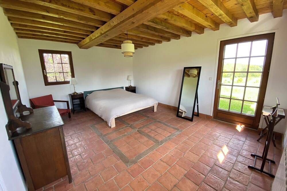 L'Etape Normande ~ country house with Jacuzzi in Sainte-Marguerite-des-Loges, Livarot-Pays-d'Auge