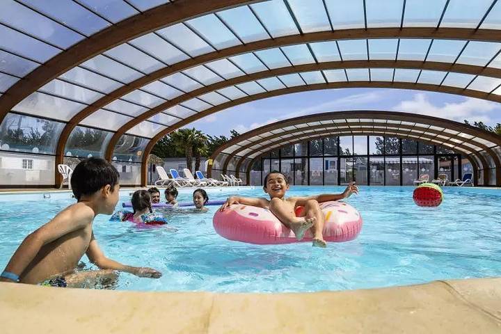 Camping für 4 Personen, mit Terrasse, mit Haustier in La Tranche-sur-Mer - 2